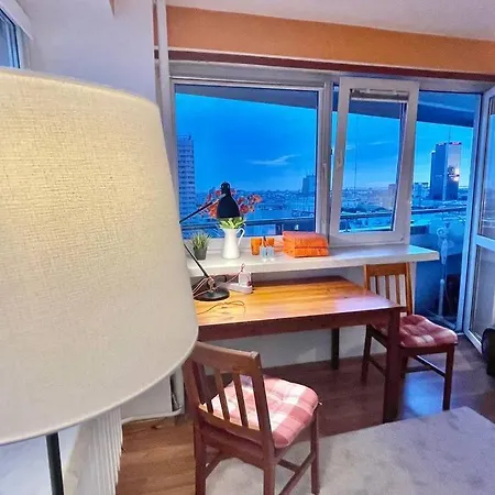 Orange Metro Fast Wifi 1gbs Big Tv Hbo Appletv Varšava