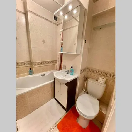 Orange Metro Fast Wifi 1gbs Big Tv Hbo Appletv דירה *