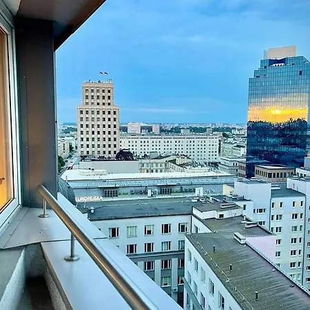 Appartement Orange Metro Fast Wifi 1gbs Big Tv Hbo Appletv *