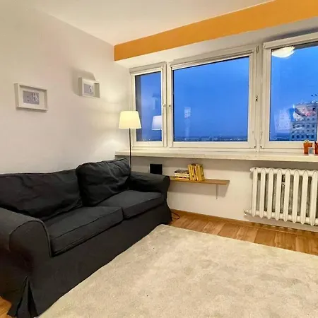 Apartment Orange Metro Fast Wifi 1gbs Big Tv Hbo Appletv Warsaw