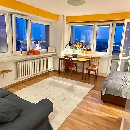 Orange Metro Fast Wifi 1gbs Big Tv Hbo Appletv *